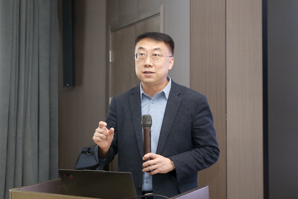 自主智能无人系统与具身智能学术论坛暨亚洲控制协会无人系统专业委员会成立大会在yl23455永利官网隆重召开图片9.jpg