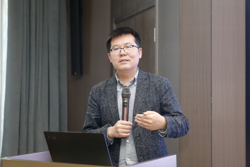 自主智能无人系统与具身智能学术论坛暨亚洲控制协会无人系统专业委员会成立大会在yl23455永利官网隆重召开图片14.jpg